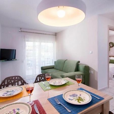 Lena Apartments 3 Potos Dış mekan fotoğraf