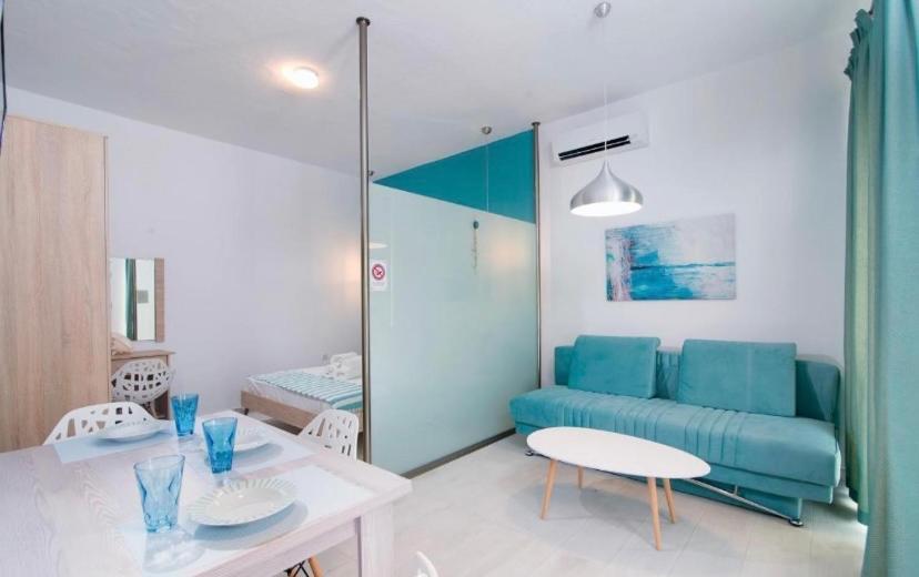 Lena Apartments 3 Potos Dış mekan fotoğraf