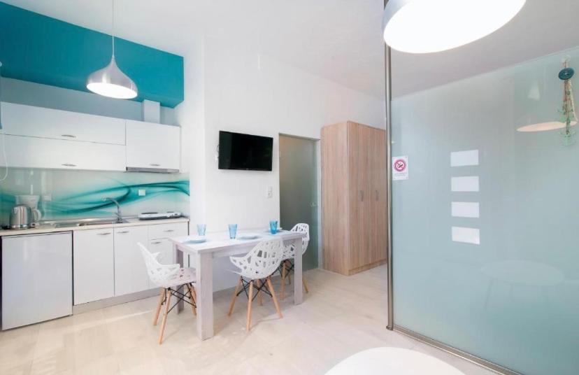 Lena Apartments 3 Potos Dış mekan fotoğraf