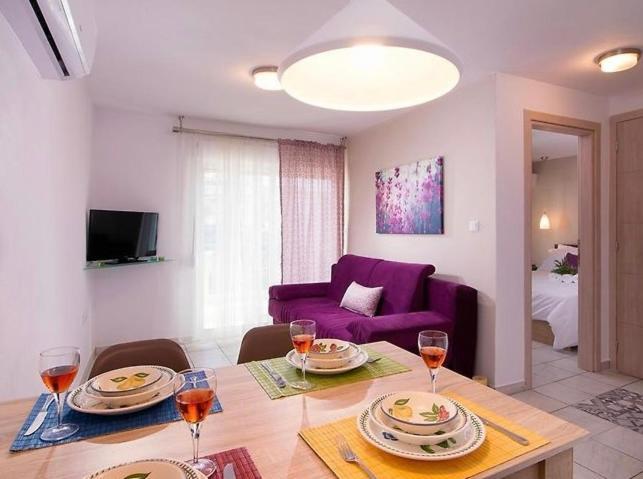 Lena Apartments 3 Potos Dış mekan fotoğraf